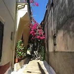 Traditional Detached Corfu House, 50m To Village Square بيت للعطل