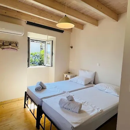 Traditional Detached Corfu House, 50m To Village Square Liapades