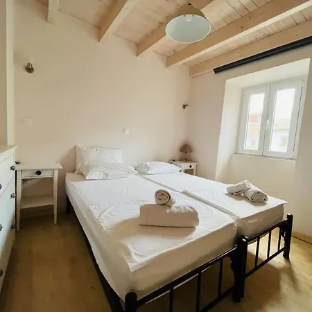 Traditional Detached Corfu House, 50m To Village Square Tatil Evi