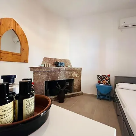 Traditional Detached Corfu House, 50m To Village Square Holiday home Liapades