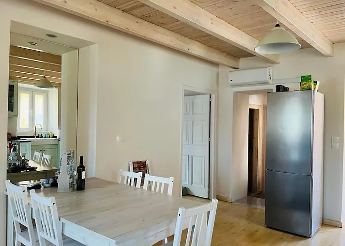 Σπίτι διακοπών Traditional Detached Corfu House, 50m To Village Square Λιαπάδες