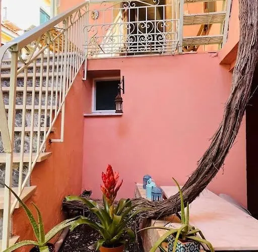 Σπίτι διακοπών Traditional Detached Corfu House, 50m To Village Square *