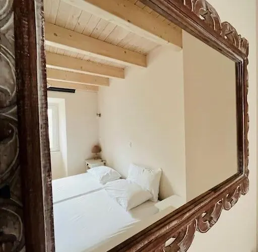 Σπίτι διακοπών Traditional Detached Corfu House, 50m To Village Square